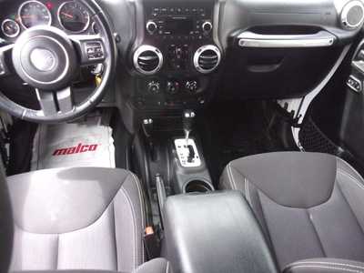 2014 Jeep Wrangler Unlimited, $18995. Photo 11