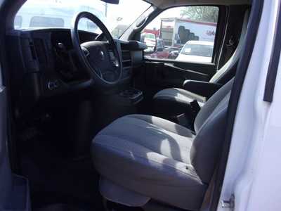 2014 Chevrolet 3500 Ext Cab, $23995. Photo 11