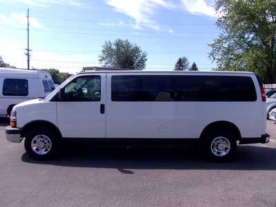 2014 Chevrolet 3500 Ext Cab, $23995. Photo 4