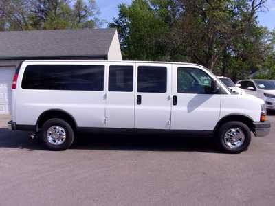 2014 Chevrolet 3500 Ext Cab, $23995. Photo 8