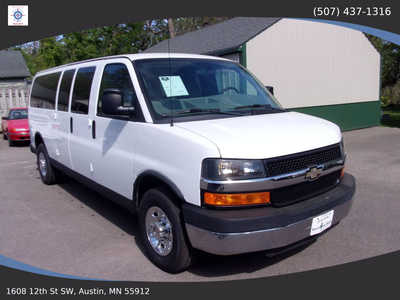 2014 Chevrolet 3500 Ext Cab, $23995. Photo 1