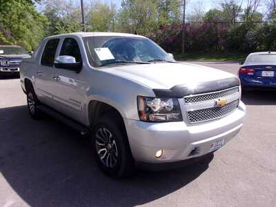 2012 Chevrolet Avalanche, $8995. Photo 12