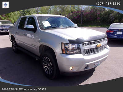 2012 Chevrolet Avalanche, $9995. Photo 1