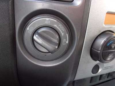 2007 Nissan Titan, $9995. Photo 9