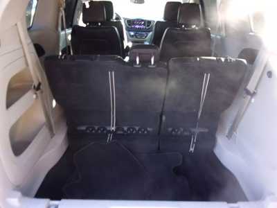 2022 Chrysler Pacifica, $23995. Photo 9