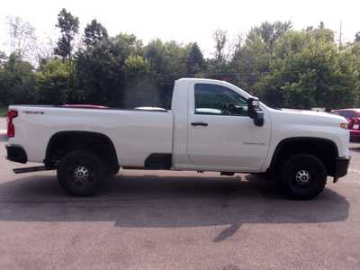 2021 Chevrolet 2500 Reg Cab, $31995. Photo 8