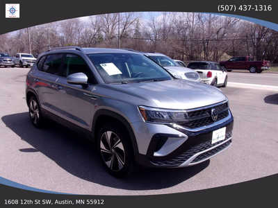 2023 Volkswagen Taos, $23995. Photo 1