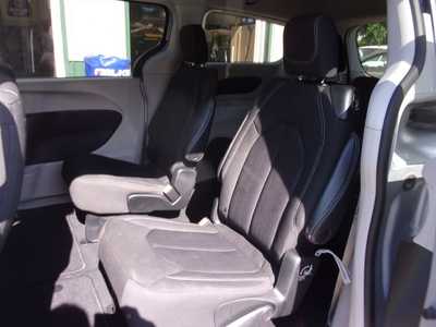 2023 Chrysler Voyager, $22495. Photo 10