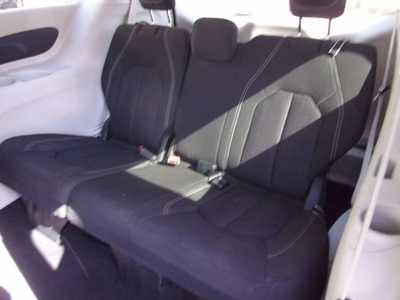 2023 Chrysler Voyager, $22495. Photo 12