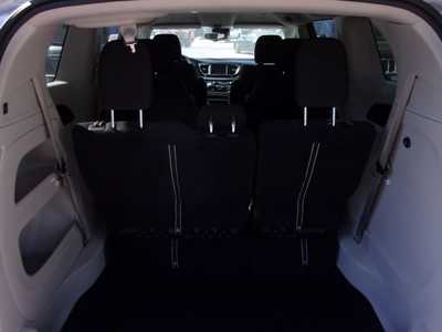2023 Chrysler Voyager, $22495. Photo 9