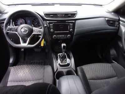2020 Nissan Rogue, $11995. Photo 11