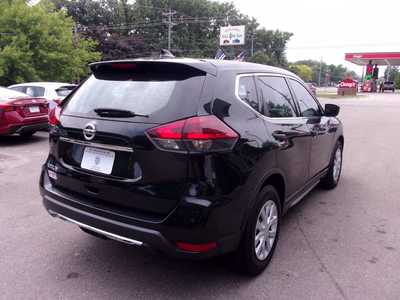 2020 Nissan Rogue, $11995. Photo 7