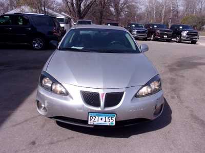 2007 Pontiac Grand Prix, $3495. Photo 2