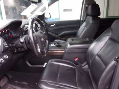 2019 Chevrolet Suburban, $13995. Photo 10