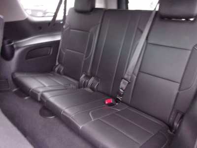 2019 Chevrolet Suburban, $13995. Photo 9
