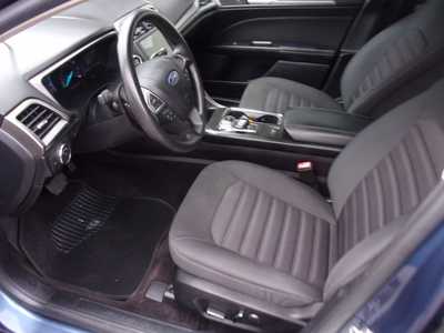 2018 Ford Fusion, $18495.00. Photo 10