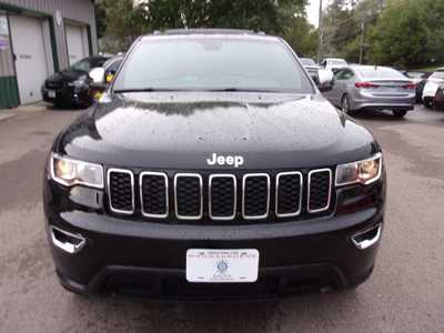 2018 Jeep Grand Cherokee, $18995. Photo 2