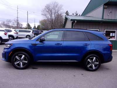 2022 Kia Sorento, $24492. Photo 4