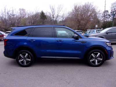 2022 Kia Sorento, $24492. Photo 8