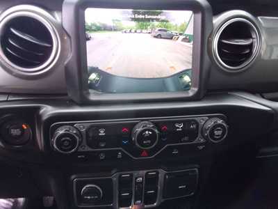 2023 Jeep Gladiator, $32995. Photo 12