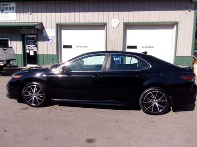 2021 Toyota Camry, $21995. Photo 3