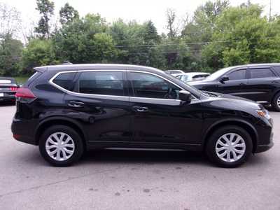 2020 Nissan Rogue, $11995. Photo 8