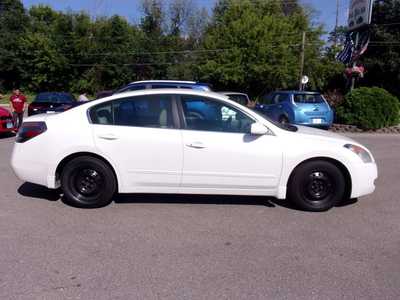 2009 Nissan Altima, $5995. Photo 8