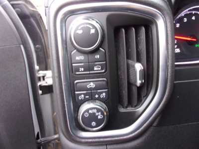 2019 Chevrolet 1500 Crew Cab, $23995. Photo 12