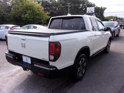 2017 Honda Ridgeline, $17995. Photo 7