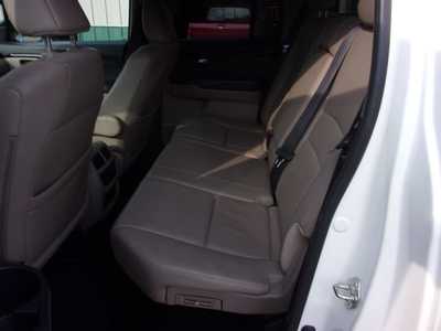 2017 Honda Ridgeline, $17995. Photo 9