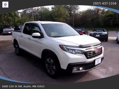 2017 Honda Ridgeline, $17995. Photo 1