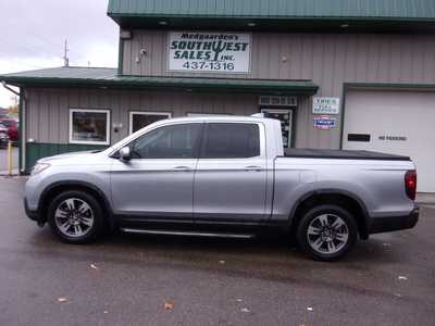 2017 Honda Ridgeline, $18495. Photo 4