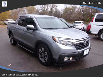 2017 Honda Ridgeline, $18495. Photo 1