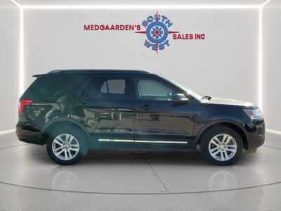 2019 Ford Explorer, $13995. Photo 12