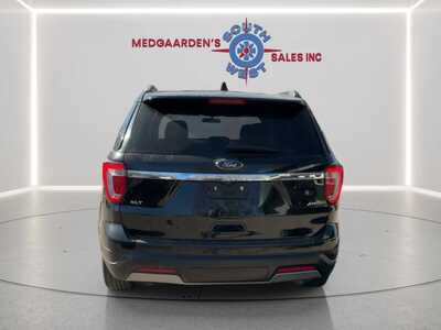 2019 Ford Explorer, $13995. Photo 4