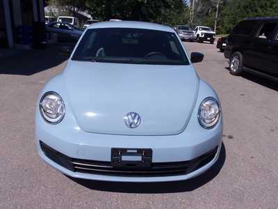 2015 Volkswagen Beetle, $9995. Photo 2