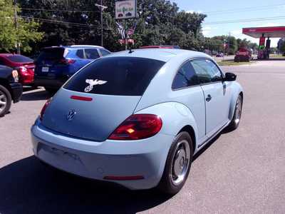 2015 Volkswagen Beetle, $9995. Photo 7
