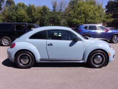 2015 Volkswagen Beetle, $9995. Photo 8