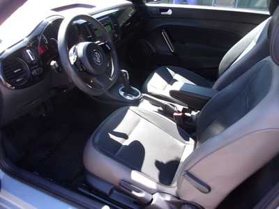 2015 Volkswagen Beetle, $9995. Photo 9