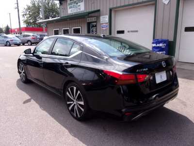 2020 Nissan Altima, $15995. Photo 5
