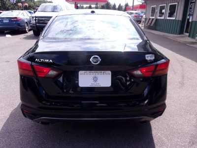 2020 Nissan Altima, $15995. Photo 6