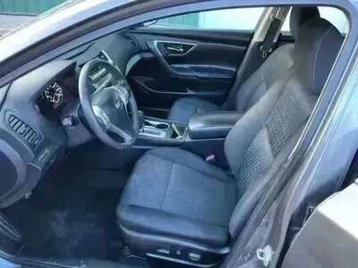 2017 Nissan Altima, $10995. Photo 9