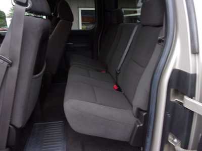 2008 Chevrolet 2500 Ext Cab, $28500. Photo 10