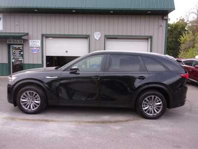 2025 Mazda CX-90, $32995. Photo 4