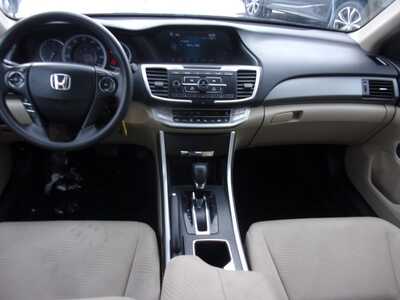 2014 Honda Accord, $10995. Photo 10