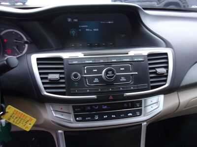 2014 Honda Accord, $10995. Photo 12