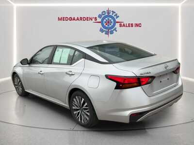 2024 Nissan Altima, $22995. Photo 3