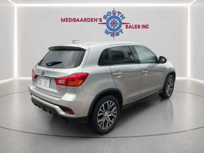 2018 Mitsubishi Outlander, $9995. Photo 5