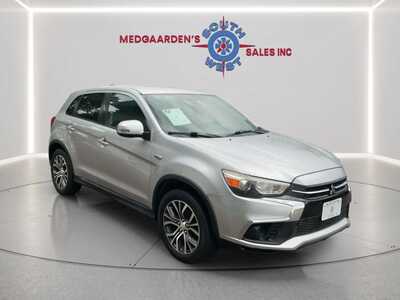 2018 Mitsubishi Outlander, $9995. Photo 9