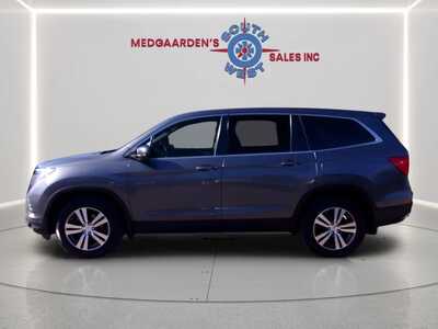 2016 Honda Pilot, $0.00. Photo 3